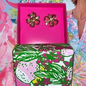 NWT Lilly Pulitzer Gold Bow Tie Earrings